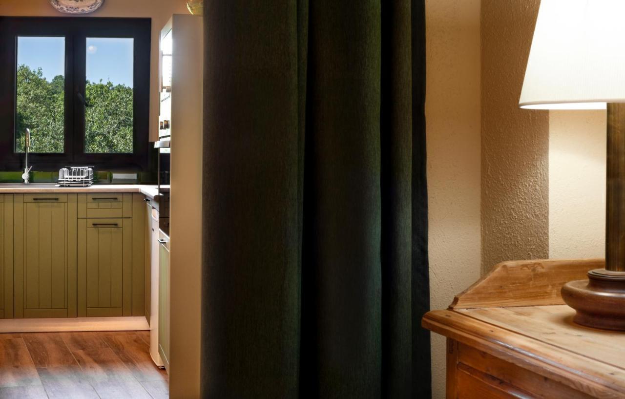 Priorat Aparthotel Falset Exterior photo